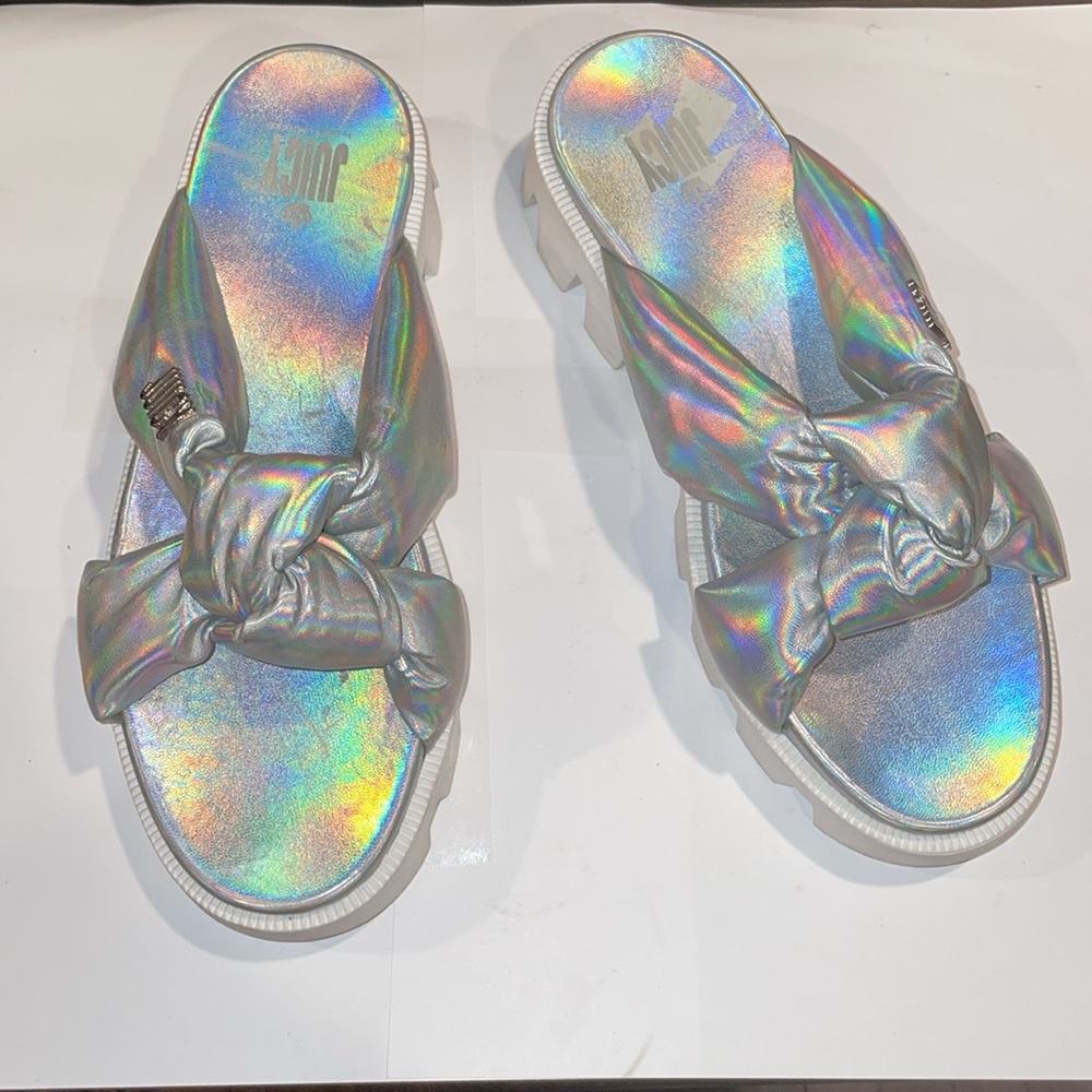 Juicy Couture Silver Metallic Lugg Platform Sandal Size 9 NWOT